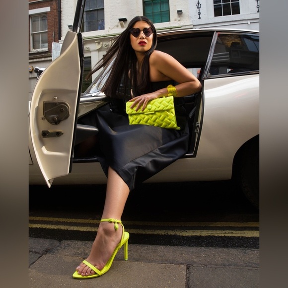 KURT GEIGER LONDON Kensington Drench Mini Leather Shoulder Bag Bright Lemon Neon - Picture 14 of 16